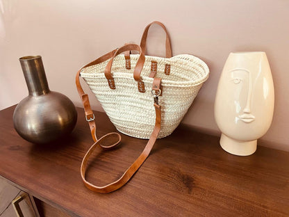 morocco-baskets.com
https://moroccobaskets.etsy.com/
#bohemianstyle #strawbasket #strawbaskets #frenchbasket #frenchbaskets #palmleafbasket #moroccobaskets #paniermarocain #cabas #beachbag #doum #shoppingbasket #accessory #shopperbag bags #marketbasket